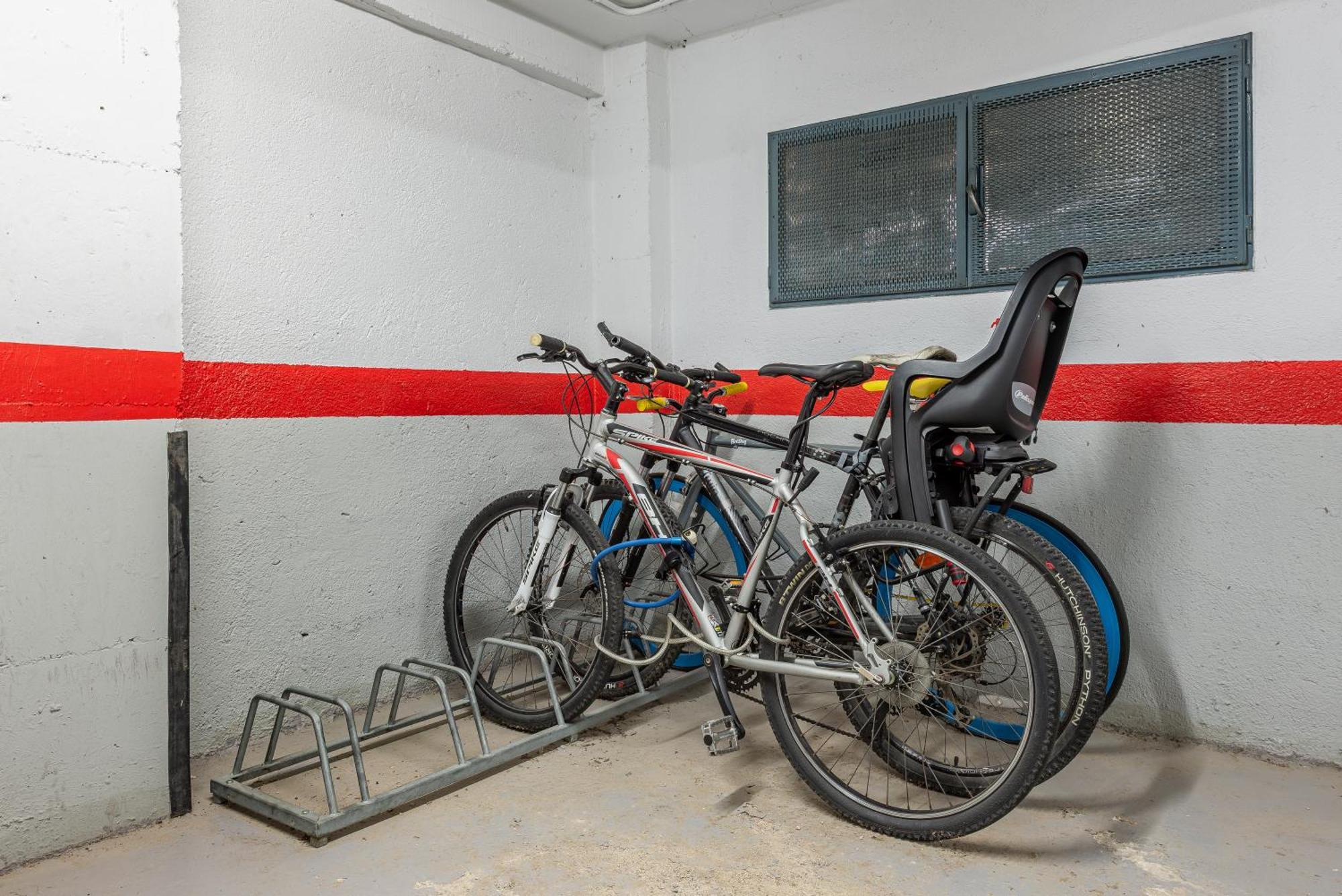 Apartamentos Astoria Tarragona Eksteriør bilde